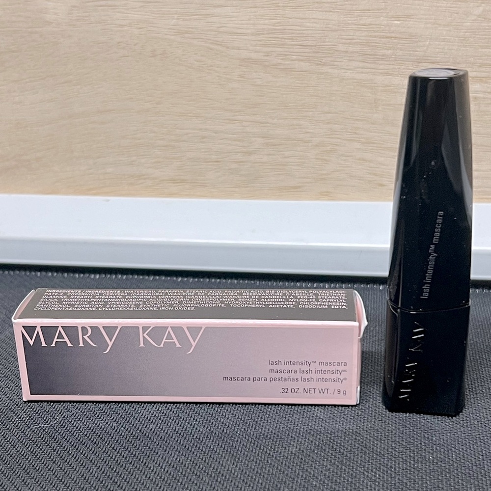 Lash intensity mascara